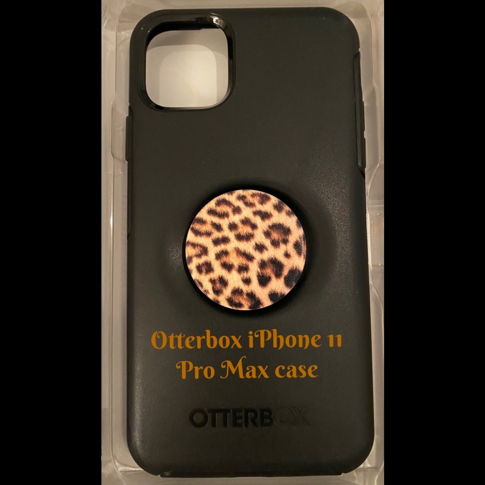 iPhone 11 ProMax OtterBox Symentry Popsocket case